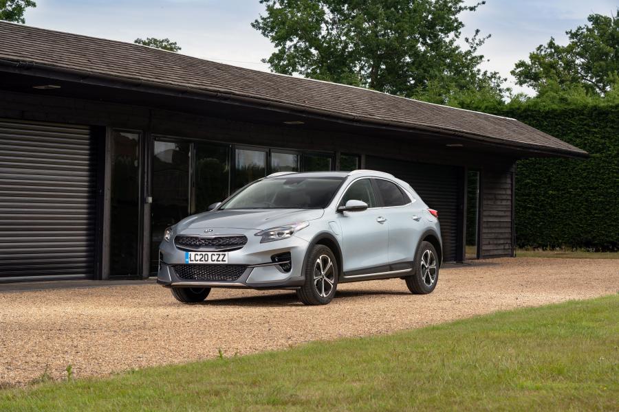  Kia XCeed PHEV 2020 года  (UK) (фото 21 из 40)